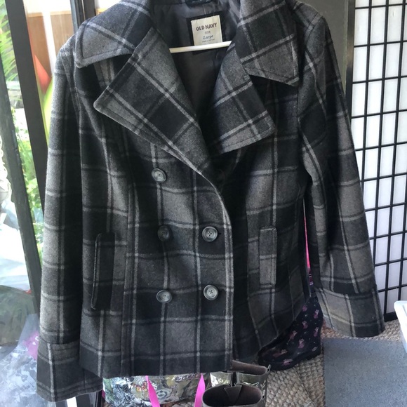 Old Navy Jackets & Blazers - Old Navy double-breasted jacket plaid black/gray’s